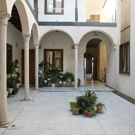 Casa Palacio Bustos Tavera Sevilla Eksteriør billede